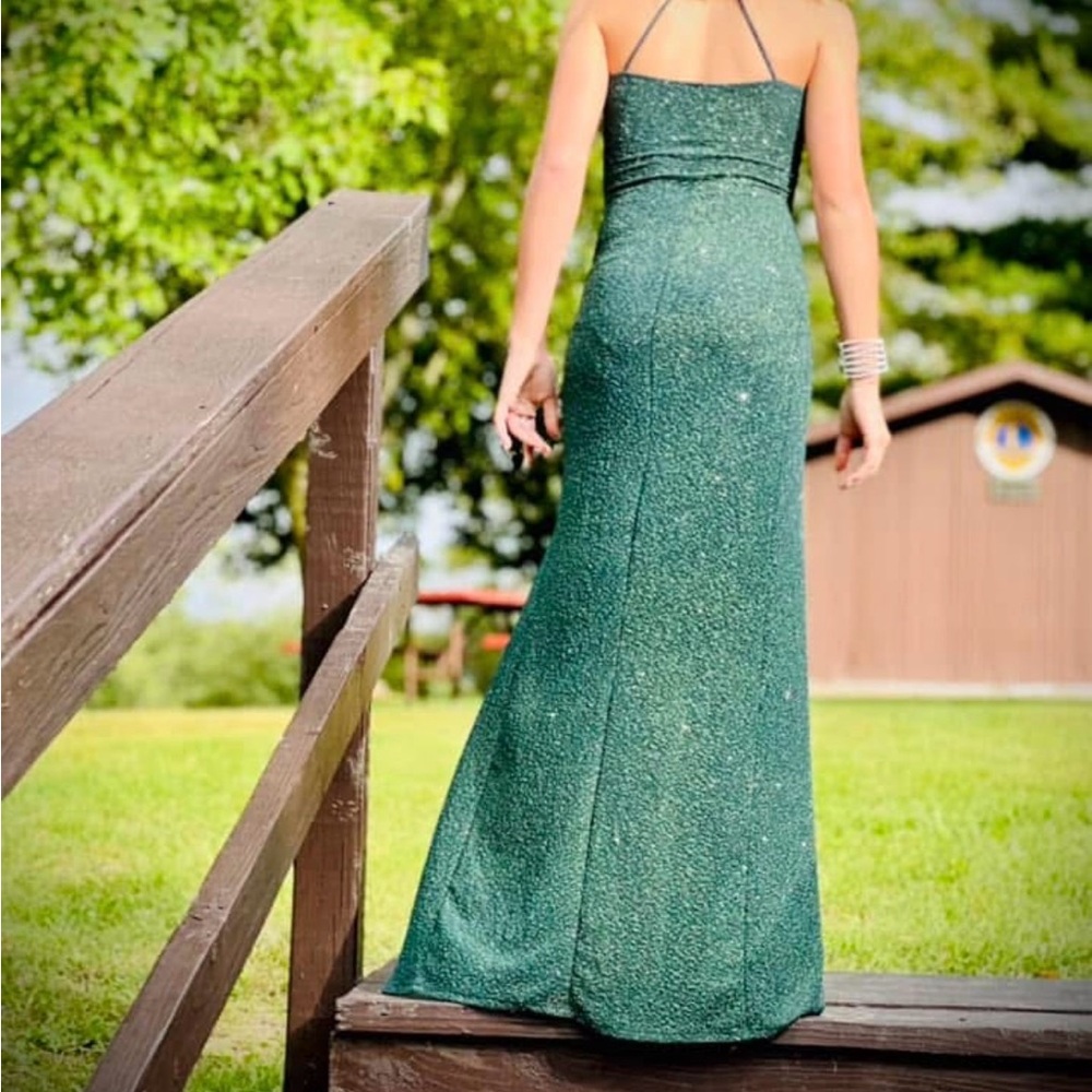 Elegant Green Evening Gown
